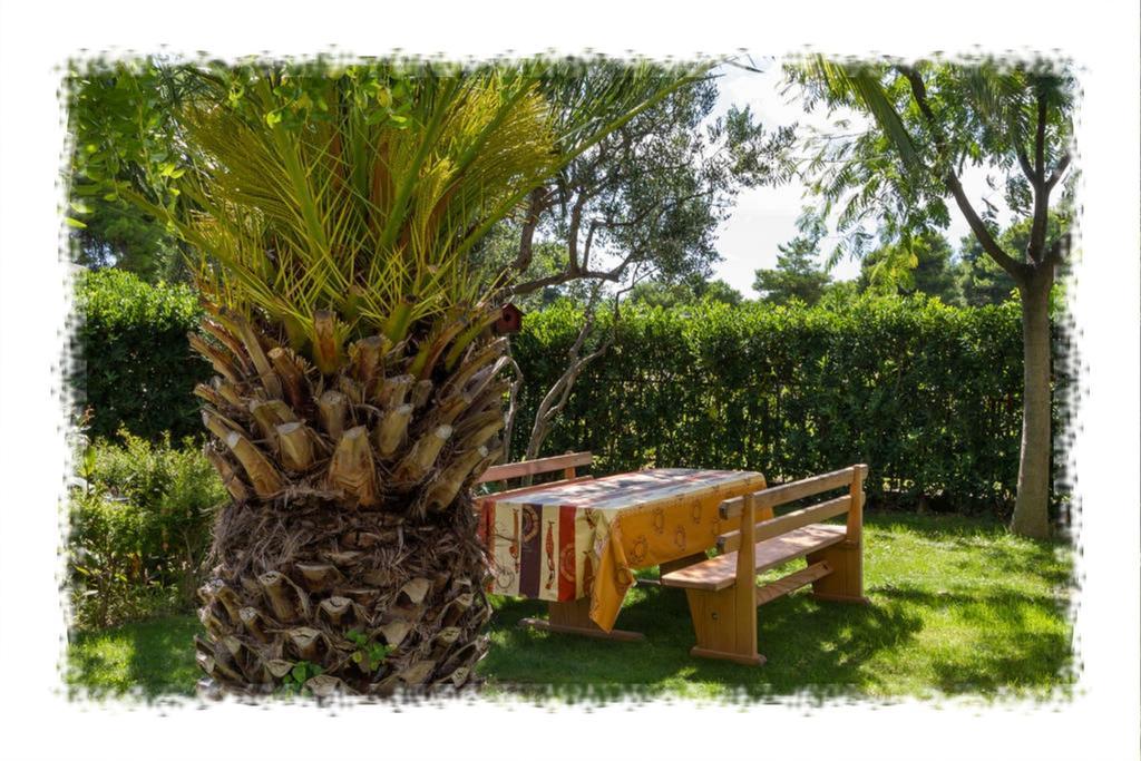 Hostel Oktarin Kastela Luaran gambar